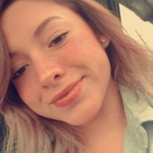 Meet your Posher, Isela